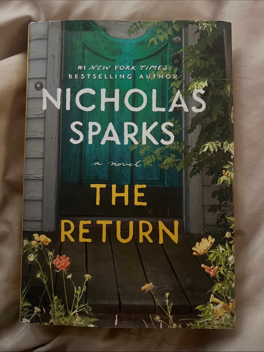 Nicholas Sparks The Return - Hardcover Novel (Green Cover)